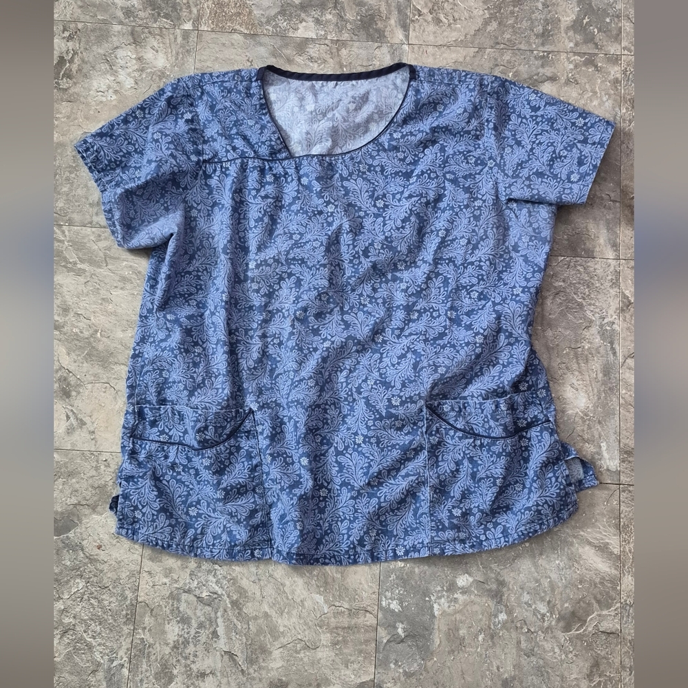 XL Buttersoft Scrub Top